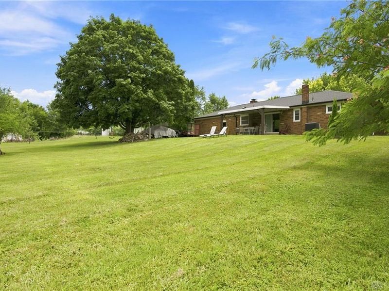 9856 New Carlisle Pike, New Carlisle, OH 45344 Photo 52