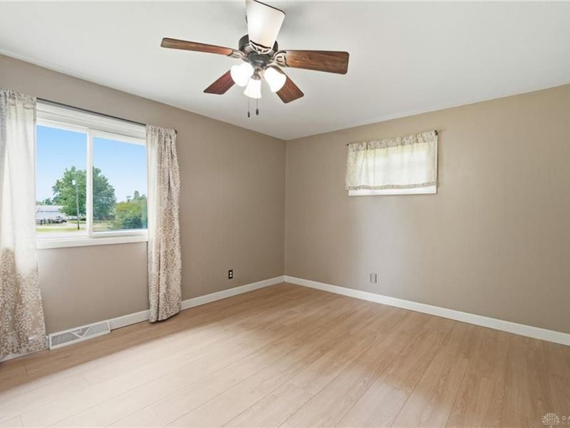9856 New Carlisle Pike, New Carlisle, OH 45344 Photo 7