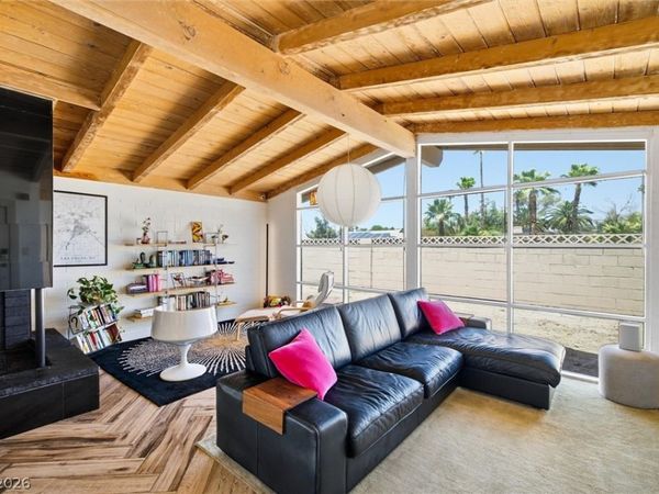 1701 Birch Street , Las Vegas, NV 89102