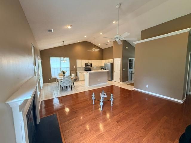121 Cabrill Drive Photo 20