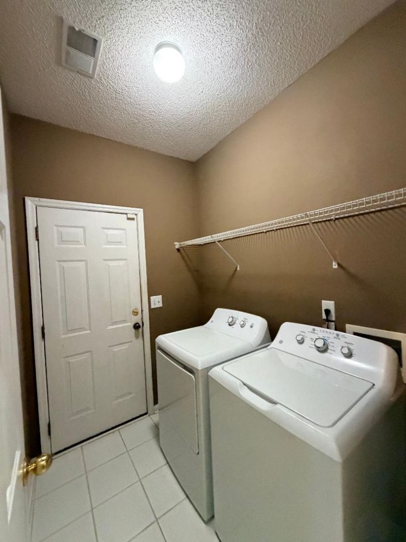 121 Cabrill Drive Photo 32
