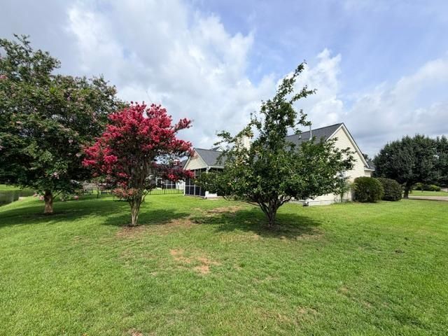 121 Cabrill Drive Photo 6