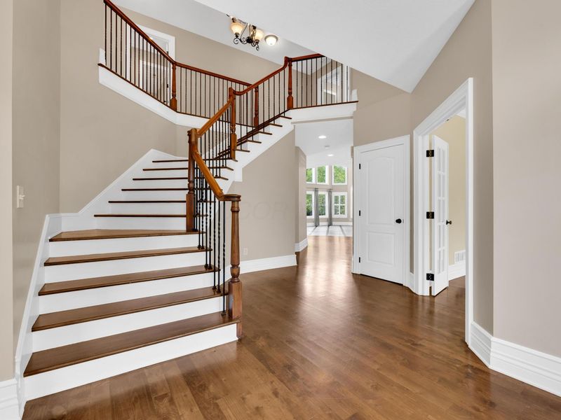 2478 Deseret Drive , Powell, OH 43065 Photo 5