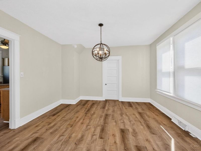 1007 W Loveland Avenue, Loveland, OH 45140 Photo 11