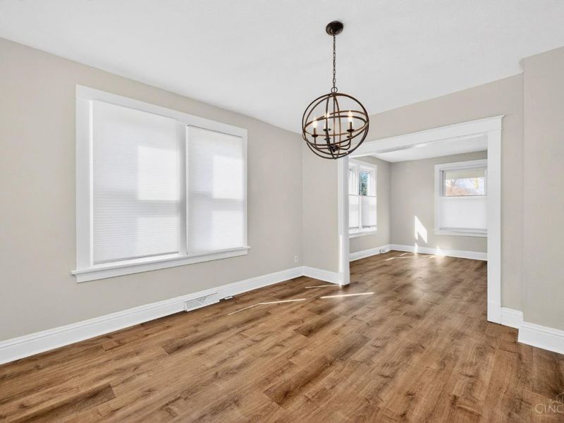 1007 W Loveland Avenue, Loveland, OH 45140 Photo 12
