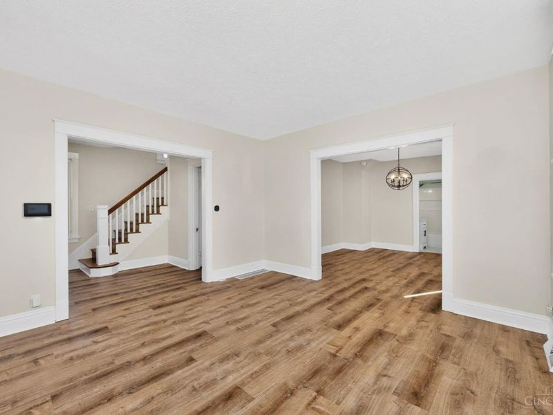 1007 W Loveland Avenue, Loveland, OH 45140 Photo 4