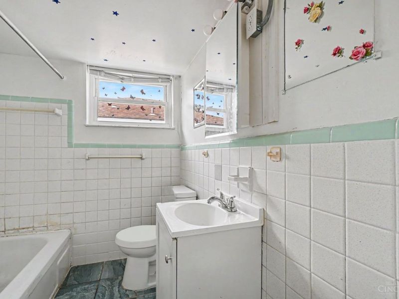 3635 Northdale Pl, Cincinnati, OH 45213 Photo 9