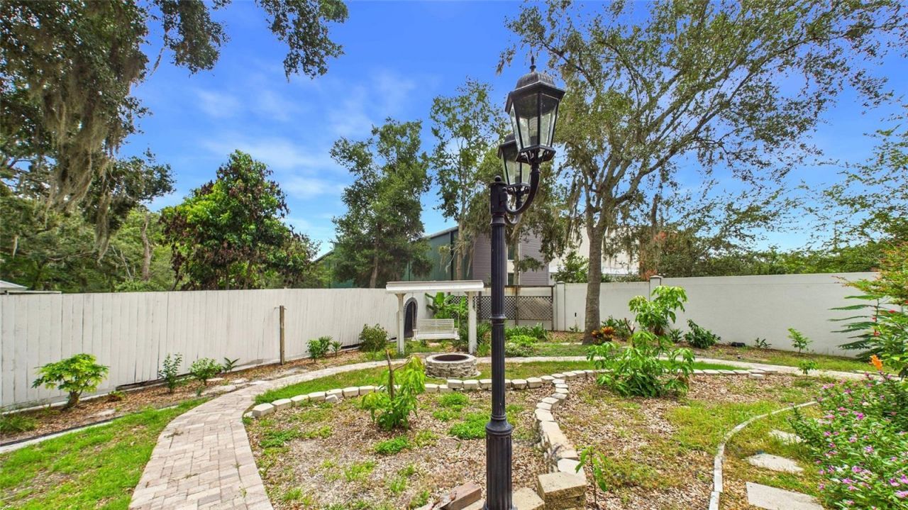 7225 River Forest Lane, Temple Terrace, FL 33617 Photo