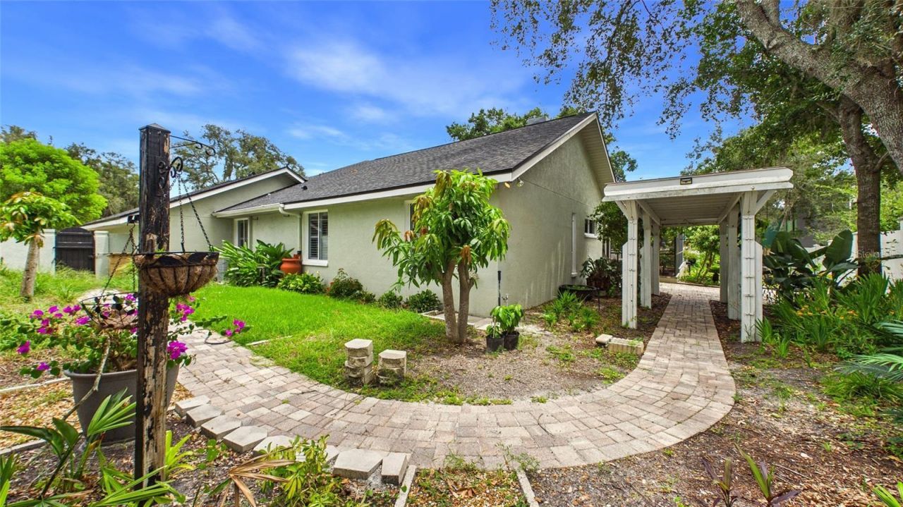 7225 River Forest Lane, Temple Terrace, FL 33617 Photo
