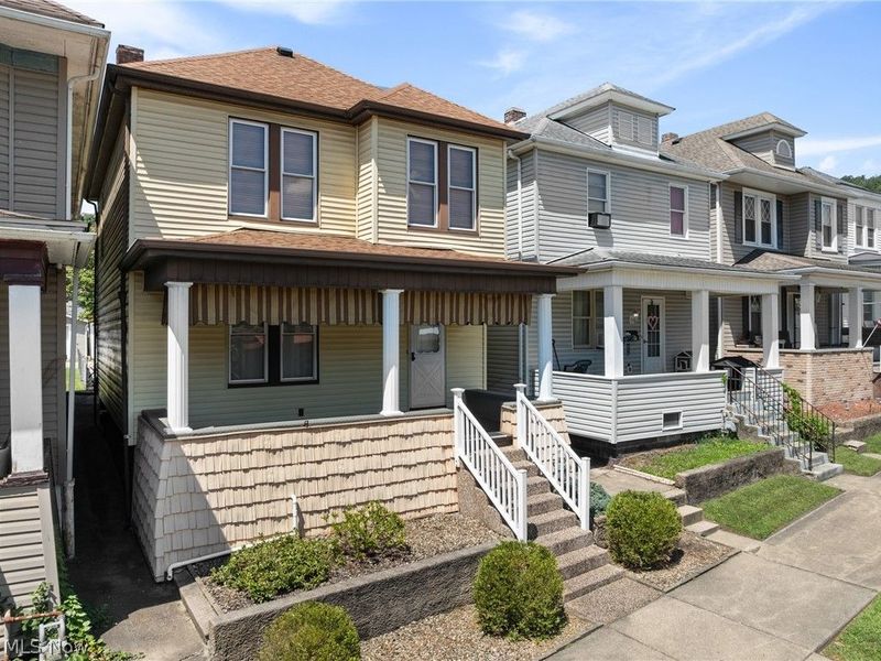 605 Delaware Street, Martins Ferry, OH 43935 Photo 2