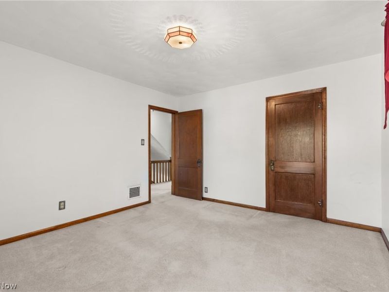 605 Delaware Street, Martins Ferry, OH 43935 Photo 20