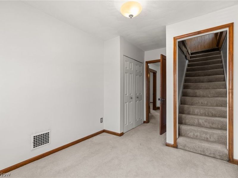 605 Delaware Street, Martins Ferry, OH 43935 Photo 26