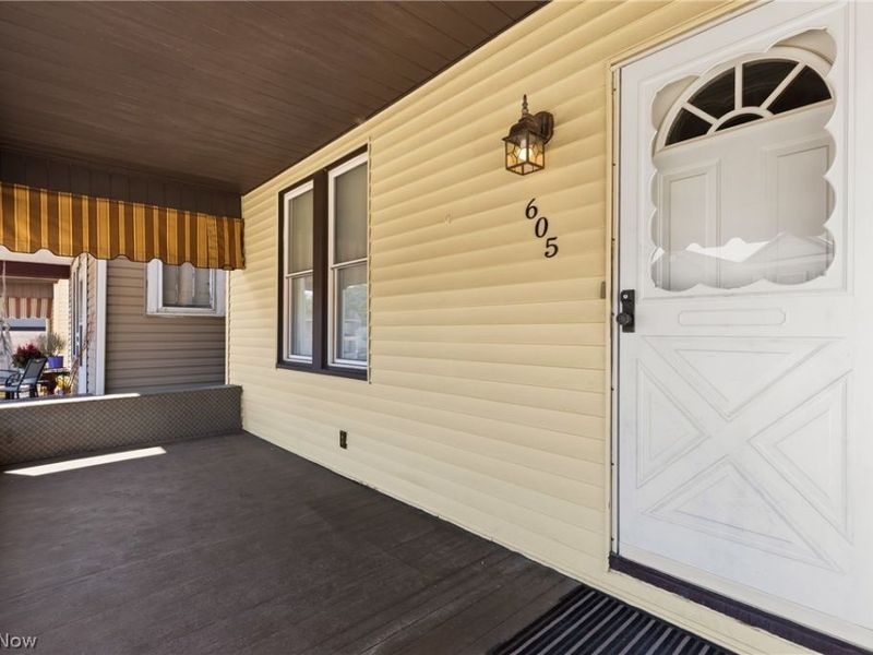 605 Delaware Street, Martins Ferry, OH 43935 Photo 4