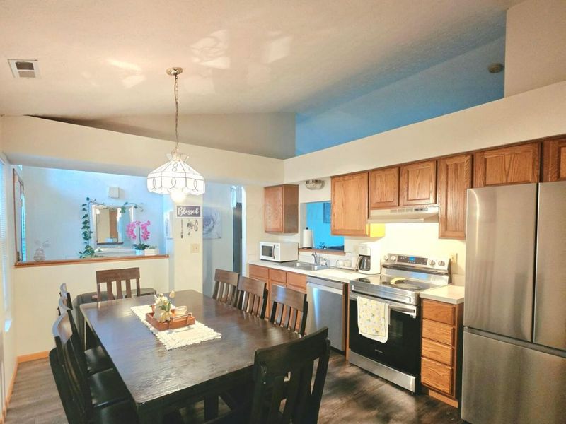 3362 Emeline Drive, Columbus, OH 43204 Photo 6
