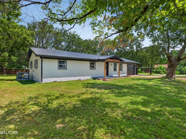 761 Iris St, Cookeville, TN 38501