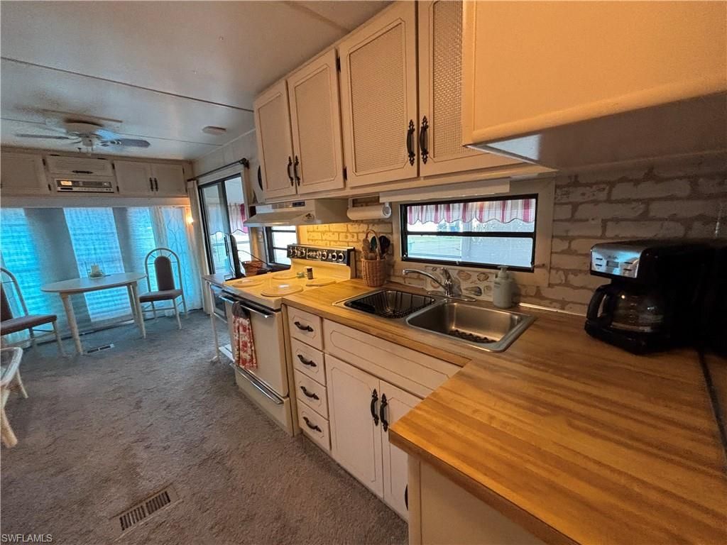 9 Jade Dr, Naples, FL 34114 Photo