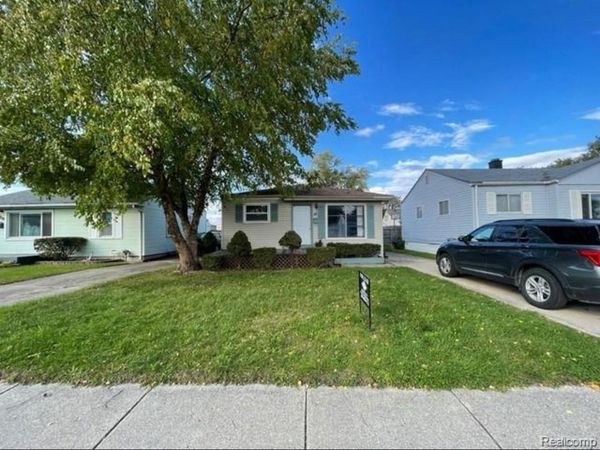 47 E Barrett Avenue , Madison Heights, Mi 48071