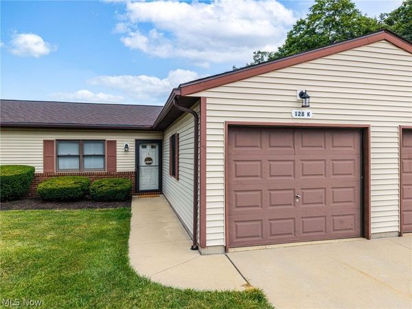 128 Royal Crest Drive , Unit K, Seville, OH 44273