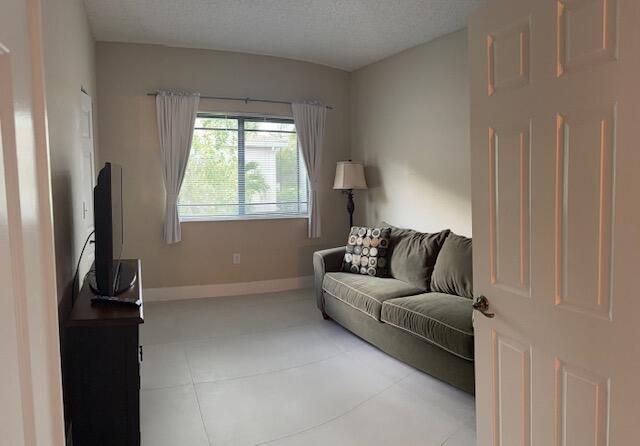 2805 Veronia Drive, Unit 104, Palm Beach Gardens, FL 33410 Photo