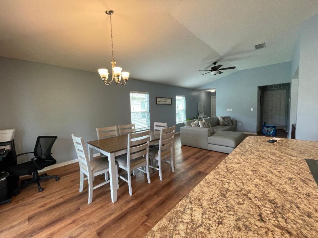 5565 NW Pine Trail Circle, Port Saint Lucie, FL 34983 Photo