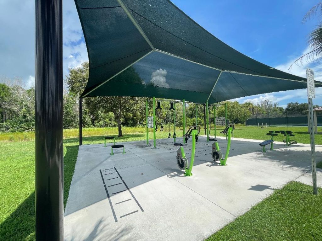 5565 NW Pine Trail Circle, Port Saint Lucie, FL 34983 Photo