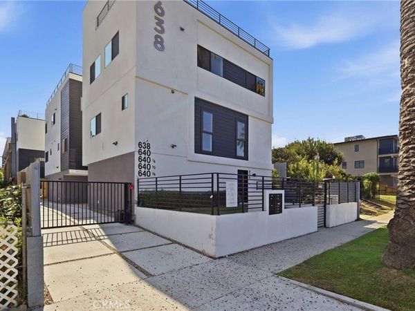 640 3/4 N Ardmore Avenue , Los Angeles, CA 90004