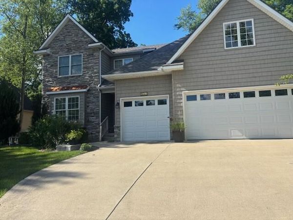 8243 Heathertree Lane, Brighton, MI 48116