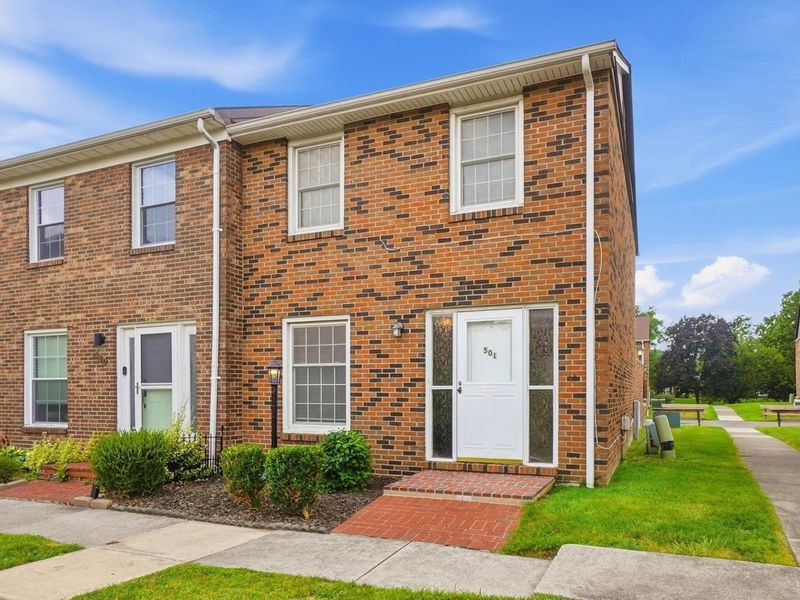 501 Clairbrook Avenue , Unit JG8, Columbus, OH 43228 Photo 2