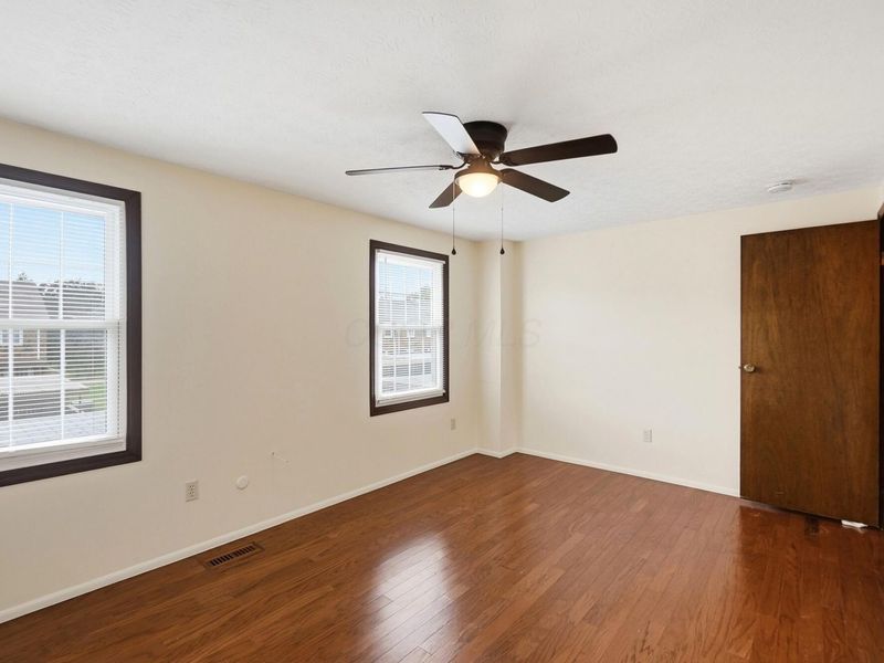 501 Clairbrook Avenue , Unit JG8, Columbus, OH 43228 Photo 23