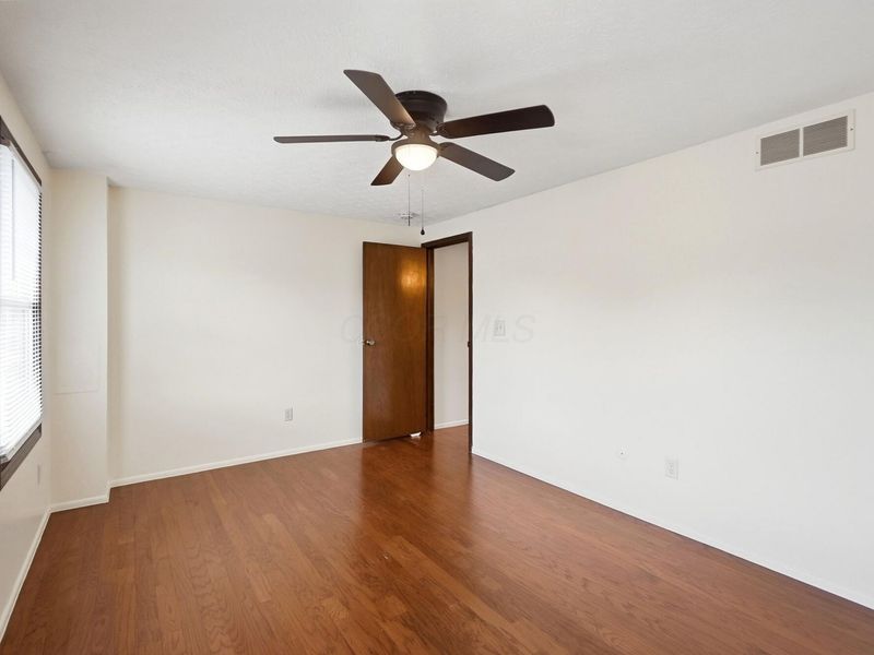501 Clairbrook Avenue , Unit JG8, Columbus, OH 43228 Photo 24