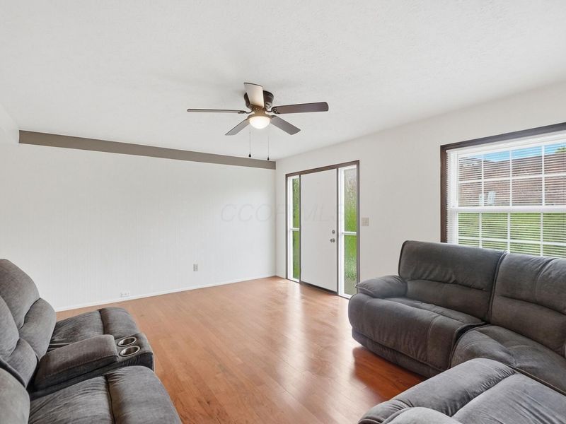 501 Clairbrook Avenue , Unit JG8, Columbus, OH 43228 Photo 3