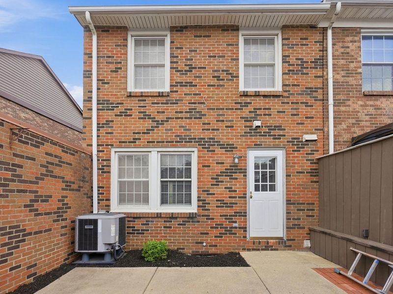 501 Clairbrook Avenue , Unit JG8, Columbus, OH 43228 Photo 37