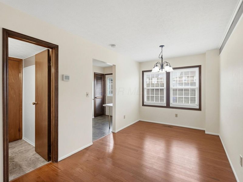 501 Clairbrook Avenue , Unit JG8, Columbus, OH 43228 Photo 6