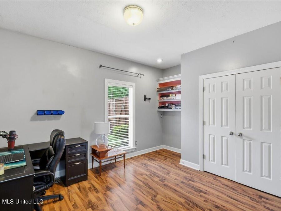 Property Image 31