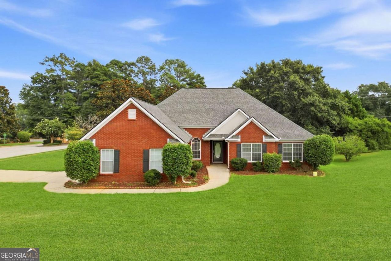 101 Moss Pointe Drive, McDonough, GA 30253 Main Photo