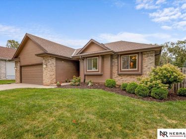 5429 S 56th Street, Omaha, NE 68117