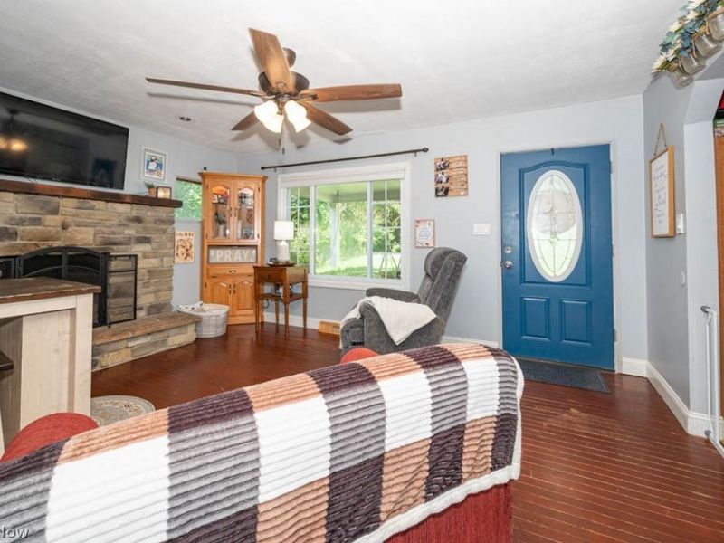 3129 S Medina Line Road, Norton, OH 44203 Photo 5