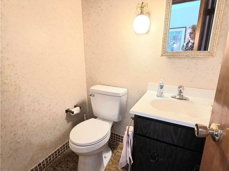 6745 Westview Drive , Brecksville, OH 44141 Photo 47