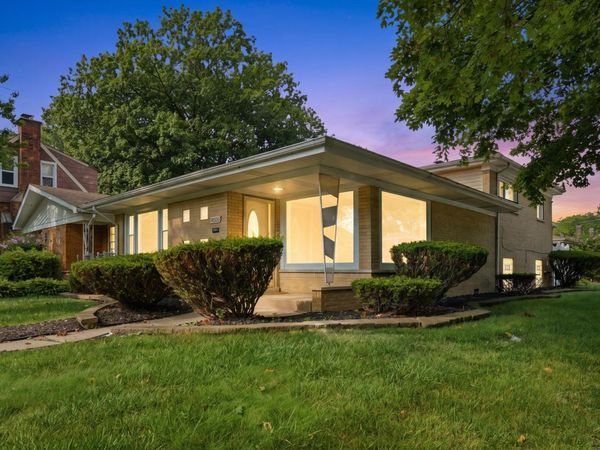 14500 S Wabash Avenue, Riverdale, IL 60827