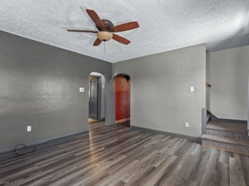 567 W 44th Street, Shadyside, OH 43947 Photo 11