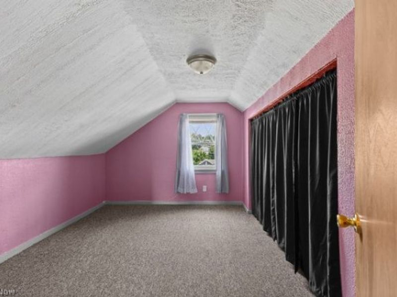 567 W 44th Street, Shadyside, OH 43947 Photo 17