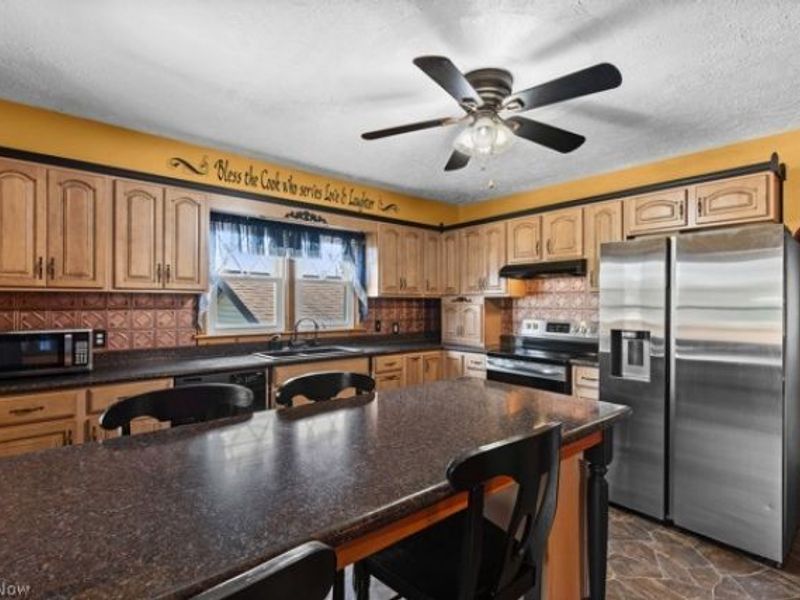 567 W 44th Street, Shadyside, OH 43947 Photo 6