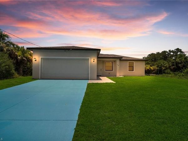 1109 N Hilton CIR , LABELLE, FL 33935