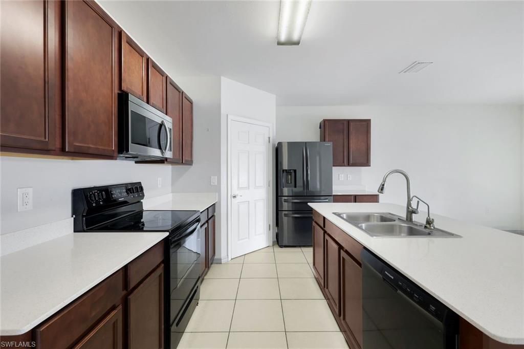 8117 Sandpiper Rd , Fort Myers, FL 33967 Photo