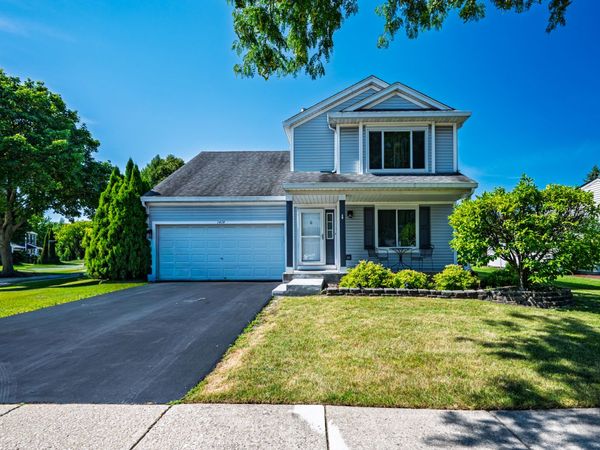 1419 Ridge Road , South Elgin, IL 60177