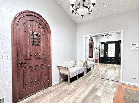 Main Photo