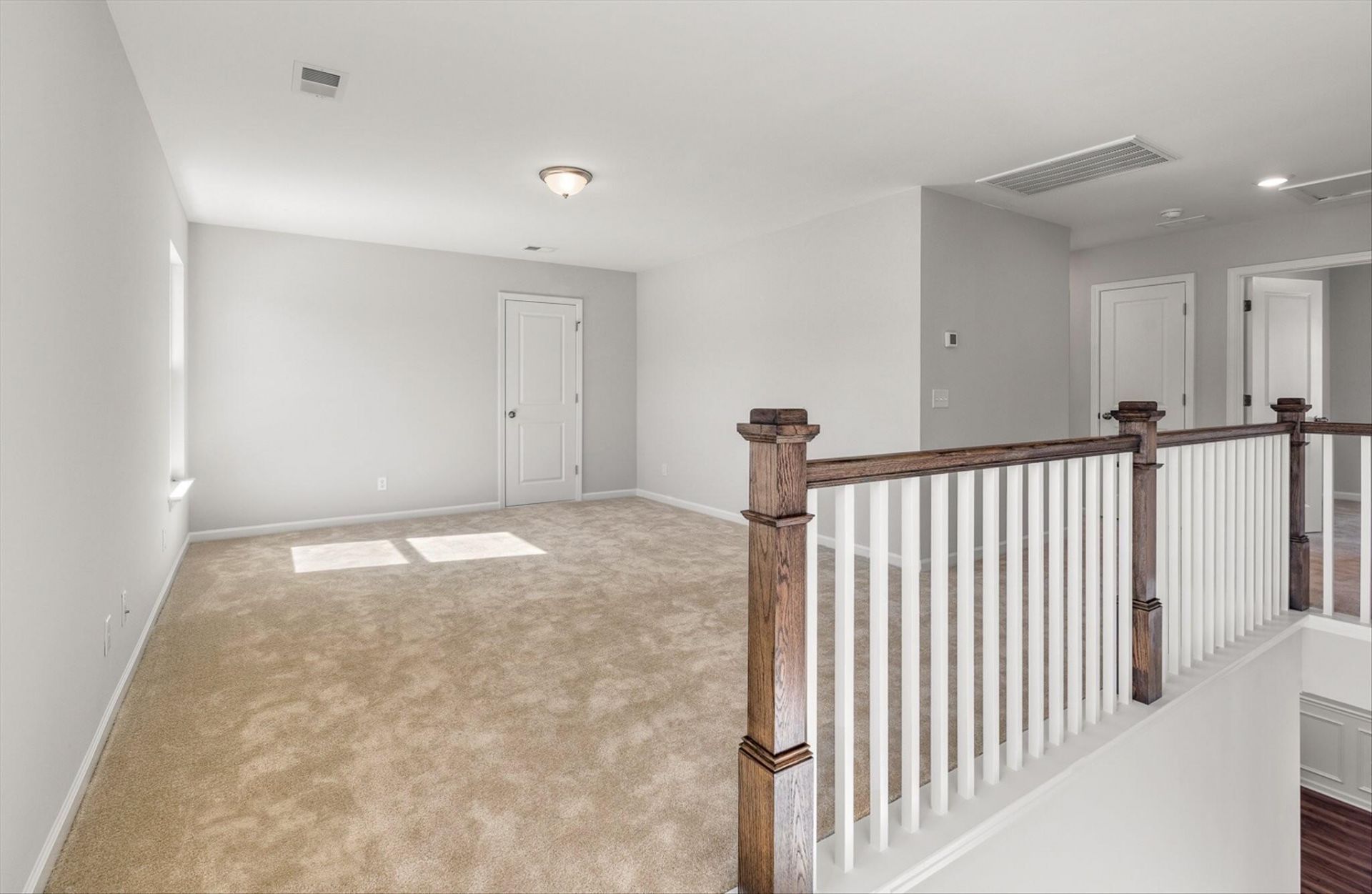 372 Palfrey Drive Photo 5
