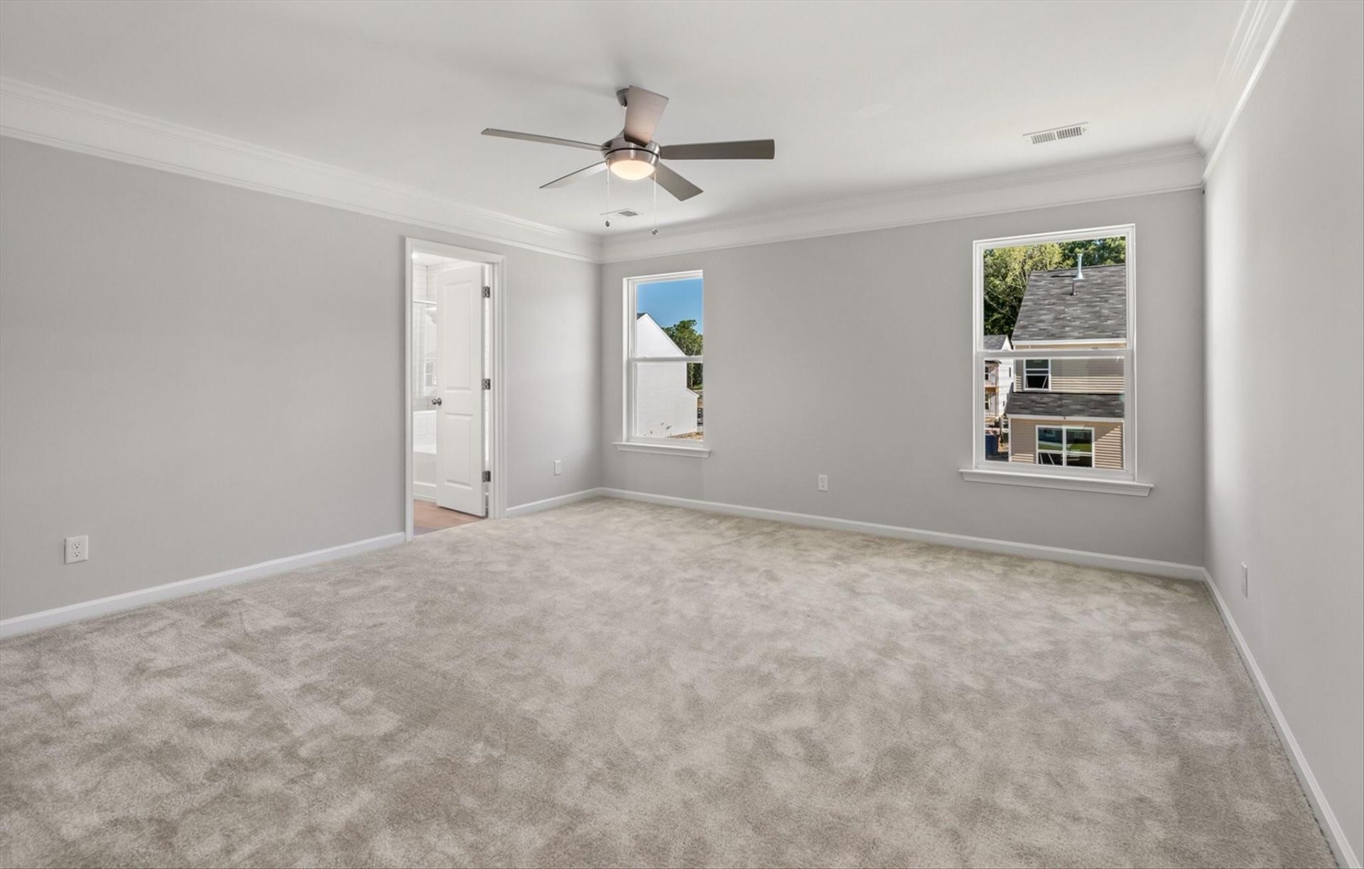 372 Palfrey Drive Photo 6