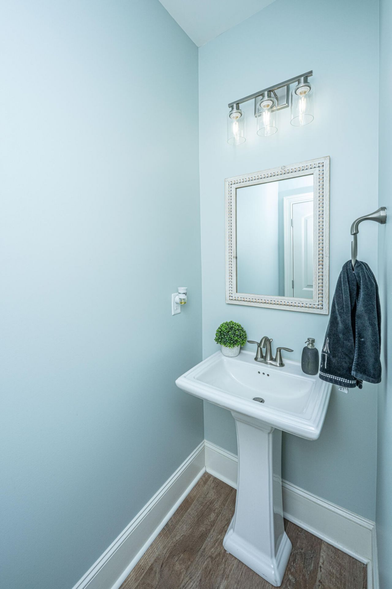 3435 Yarmouth Drive Photo 24