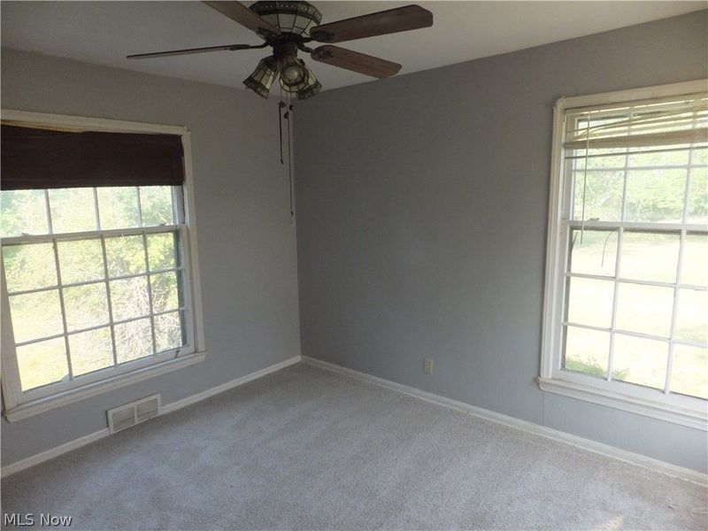 12929 W Pleasant Valley Road, Parma, OH 44129 Photo 10